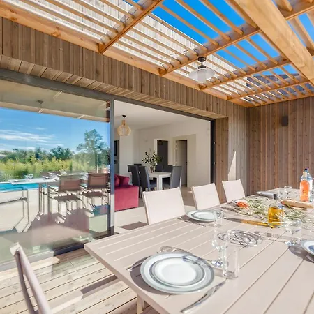 Villa Seia,pisc Chauf,8 Pers 4ch